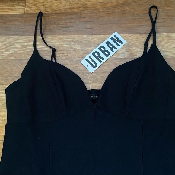 NWT Urban Outfitters Ari Plunging Bustier Mini Dress in Black M - Picture 6 of 10